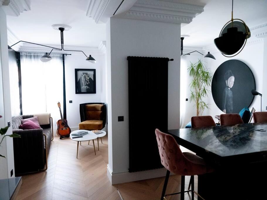 Luxury Apartment In Gran Via Madrid Extérieur photo